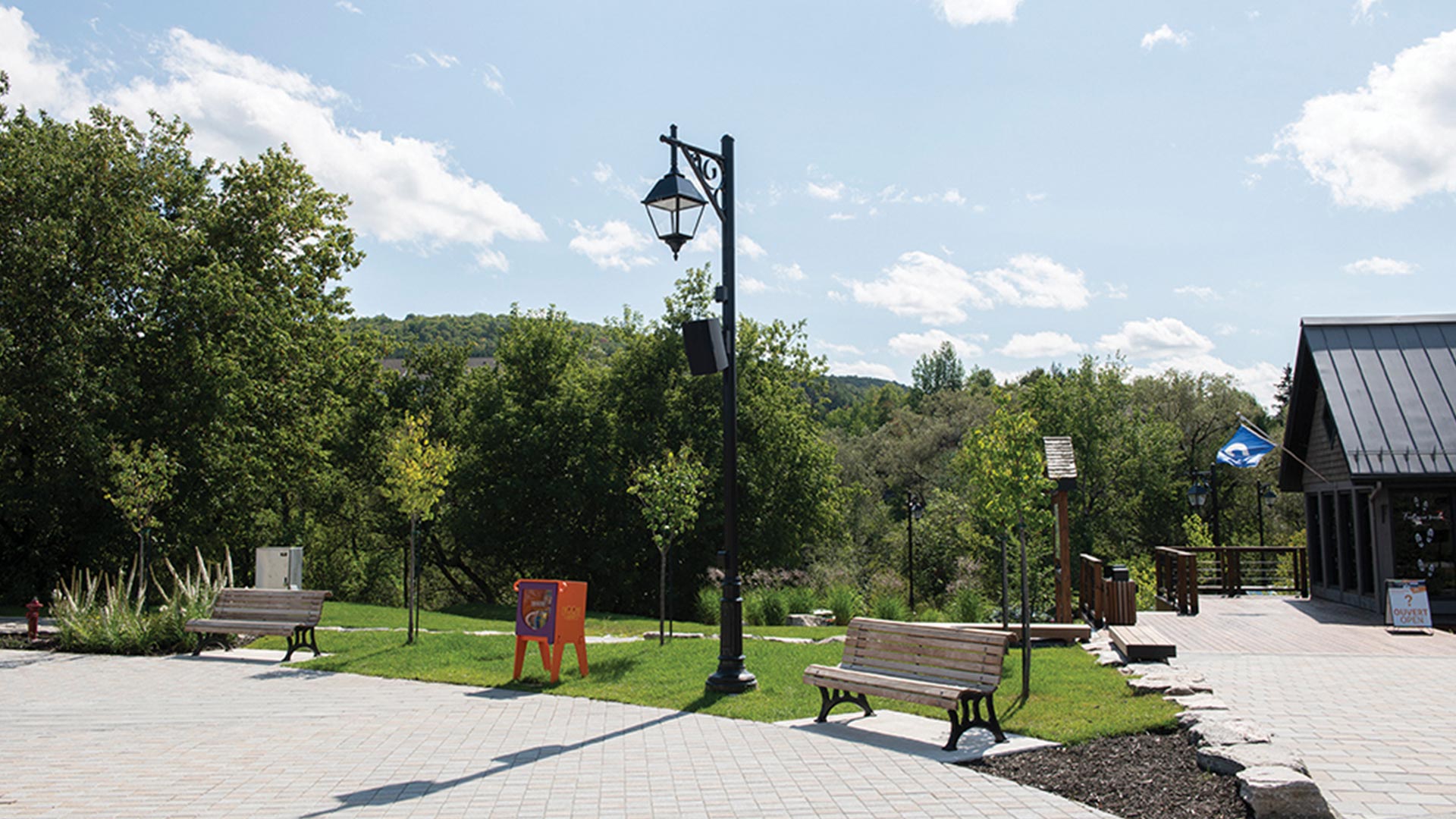 photo-gallery-outdoor-espace-public-mont-tremblant-01