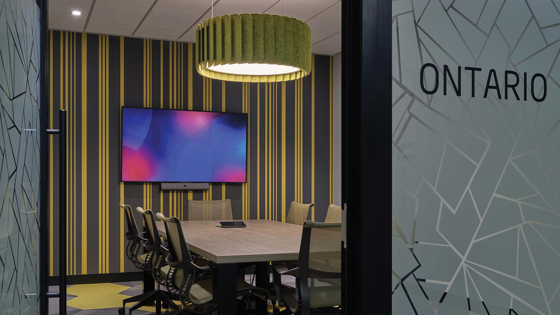 photo-gallery-commercial-office-mimecast-05