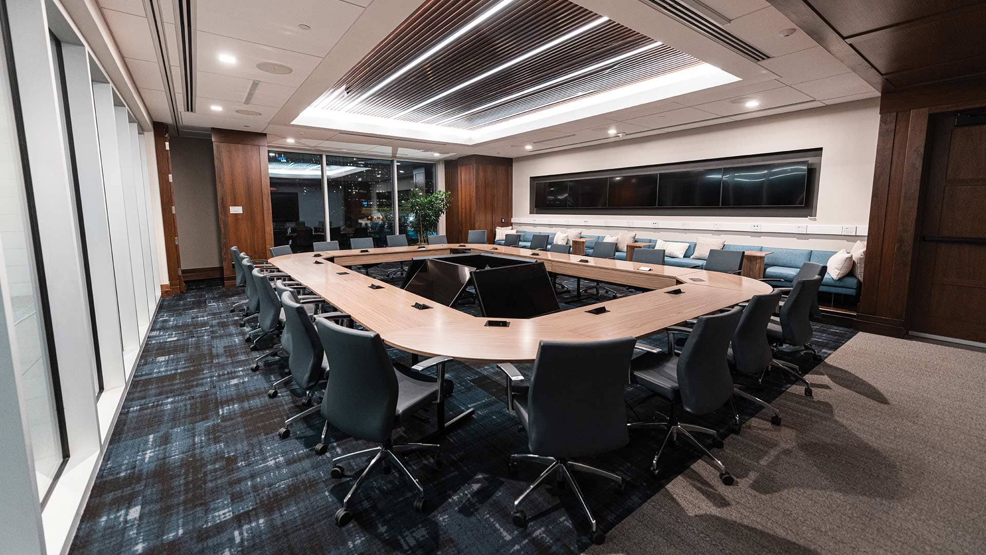 photo-gallery-hospitality-entertainment-orlando-magic-adventhealth-training-center-04
