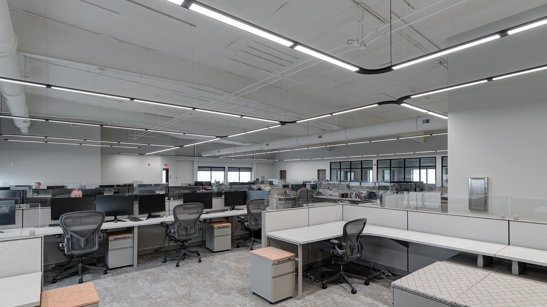 photo-gallery-commercial-office-smc-electric-14